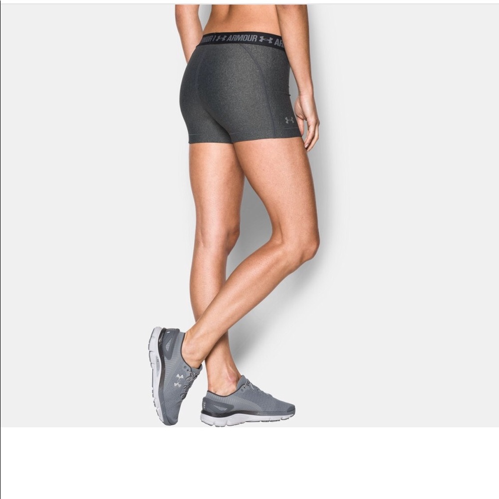 Under Armour shorties - Picture 5 of 5